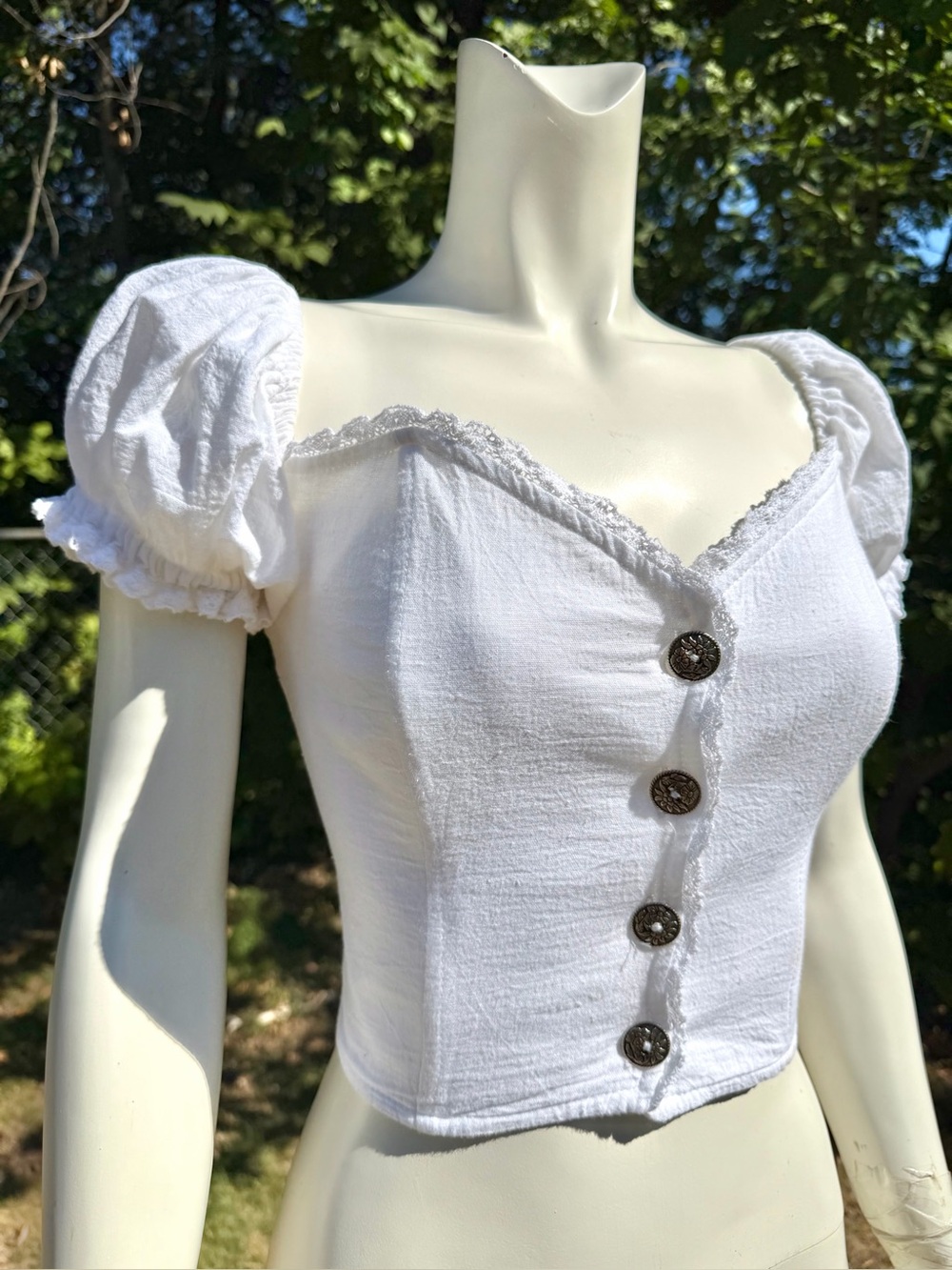 Vintage BABYDOLL BLOUSE Puffed Sleeve Dirndl Top Sweetheart Neckline White S/M
